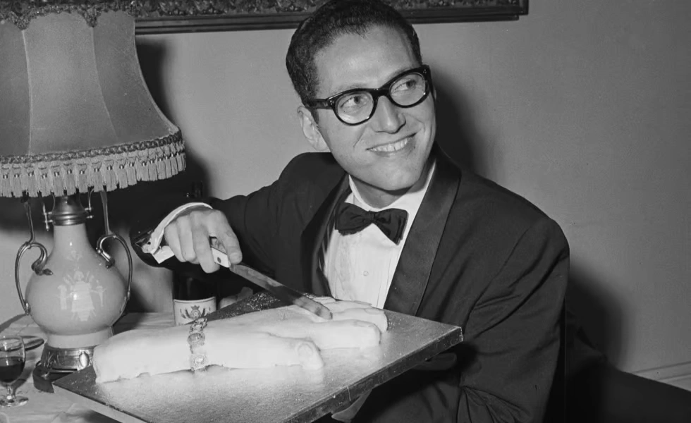 Legendary Satirical Songwriter Dies at 97.